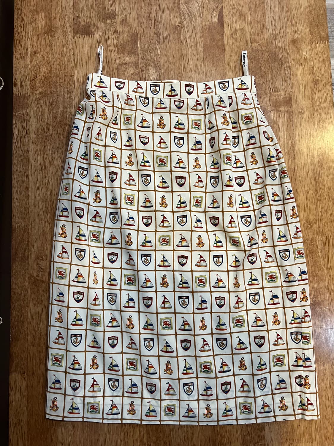 버버리 여성 세일러패턴 정장셋업 조끼셋업 치마셋트 상품이미지8