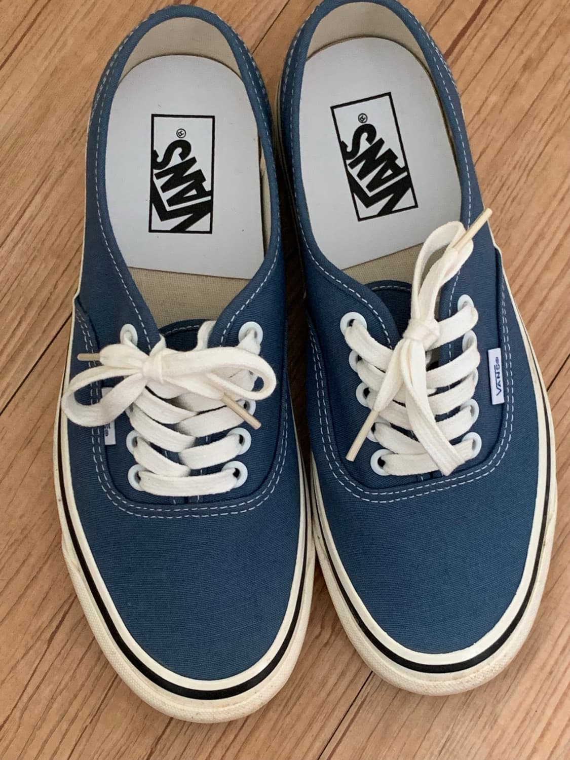 Vans 어센틱 애너하임 상품이미지1