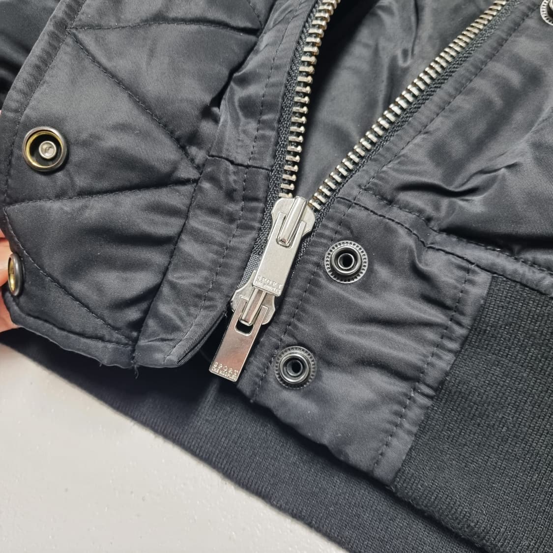 THE KOOPLES 더쿠플스 N2B 봄버자켓 블랙 - XS 상품이미지5