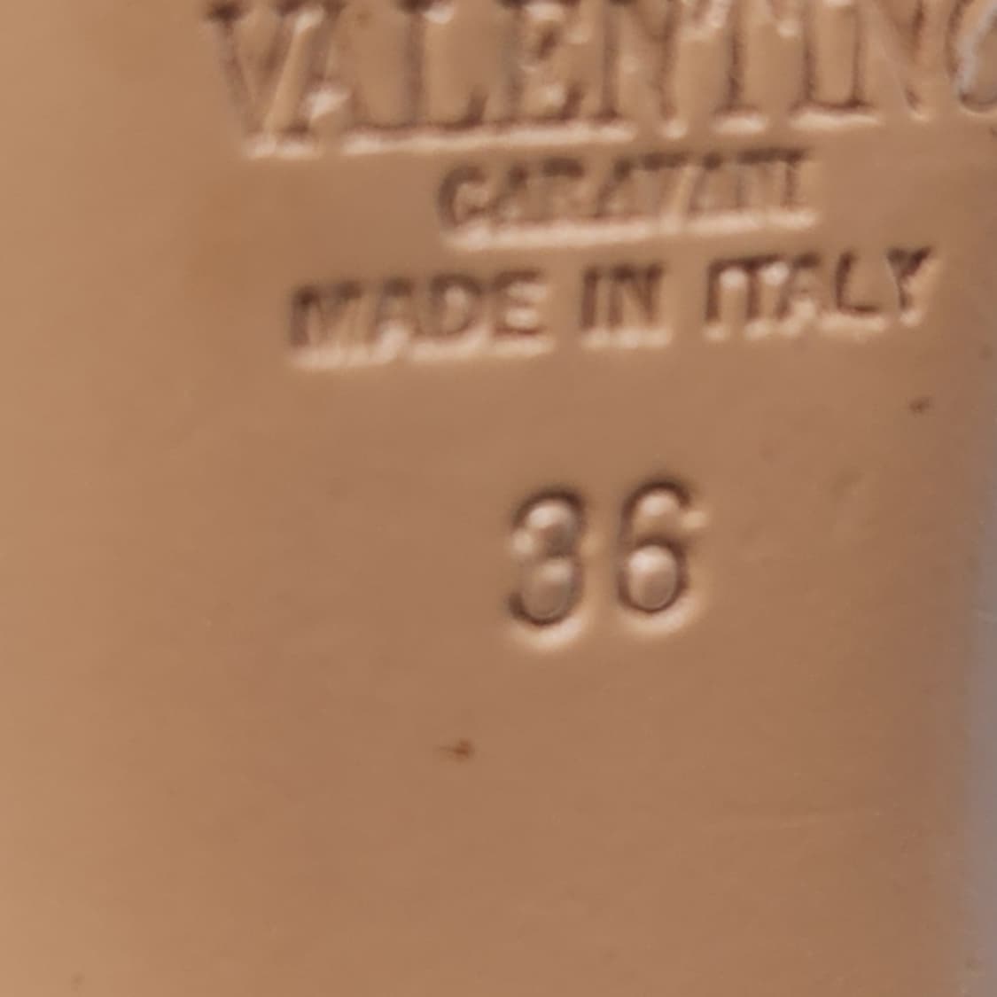 ooo 발런티노 락스터드 슬링백36 230 굽11 상품이미지6