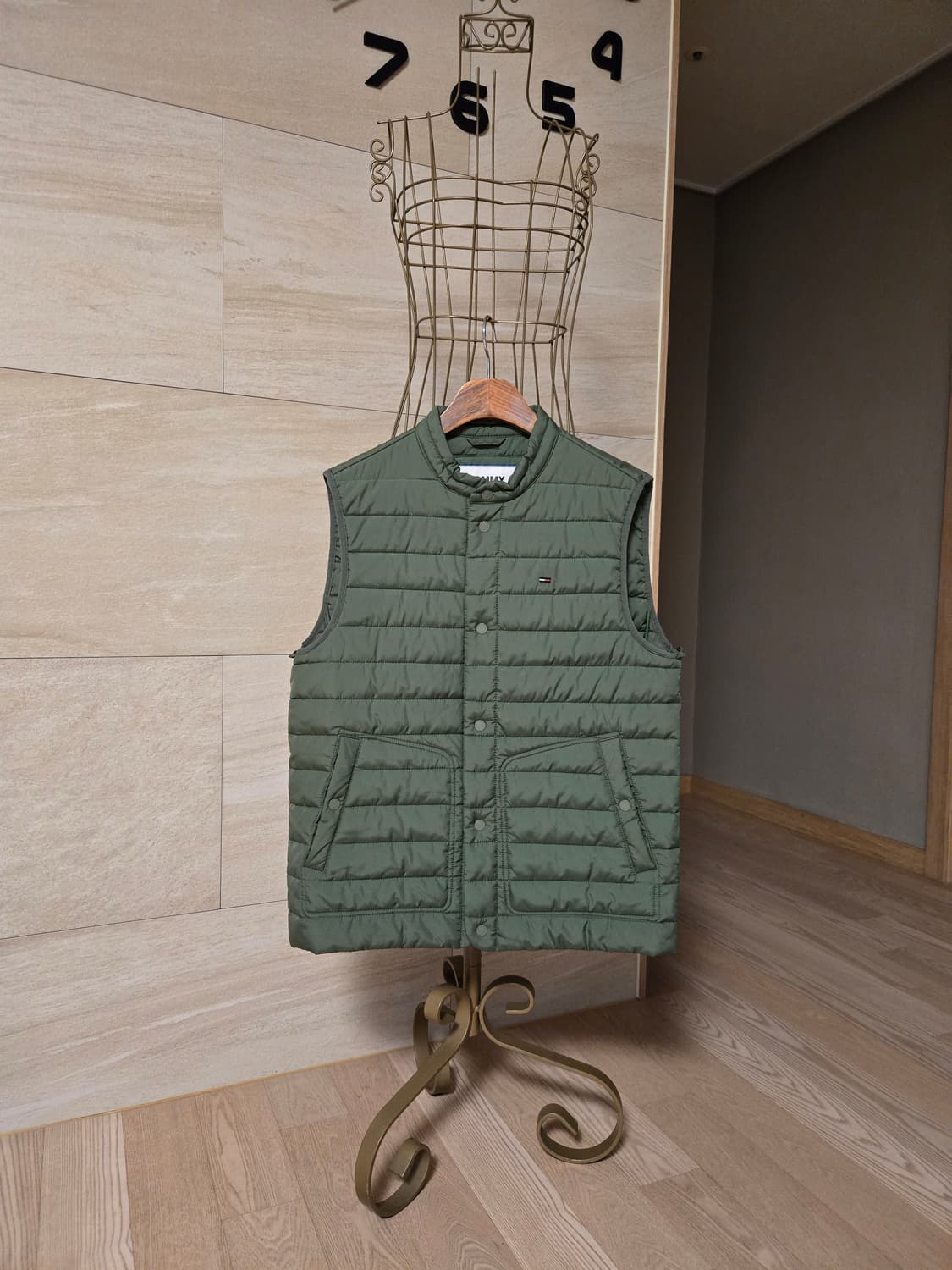 [m] 타미힐피거 남성 패딩 조끼 상품이미지1