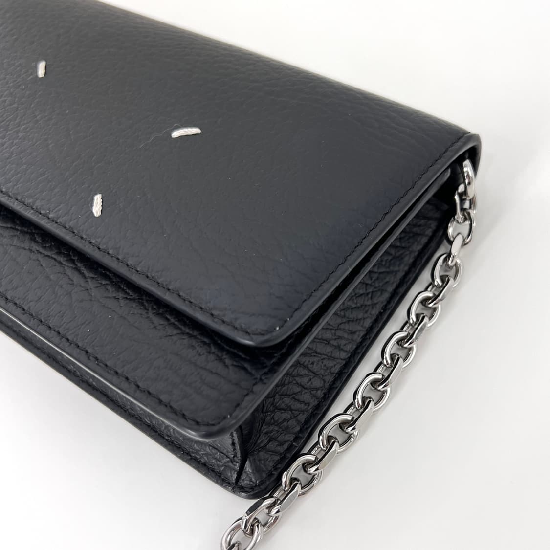 메종 마르지엘라 체인 WOC 크로스백 블랙 (S56UI0147) 상품이미지5