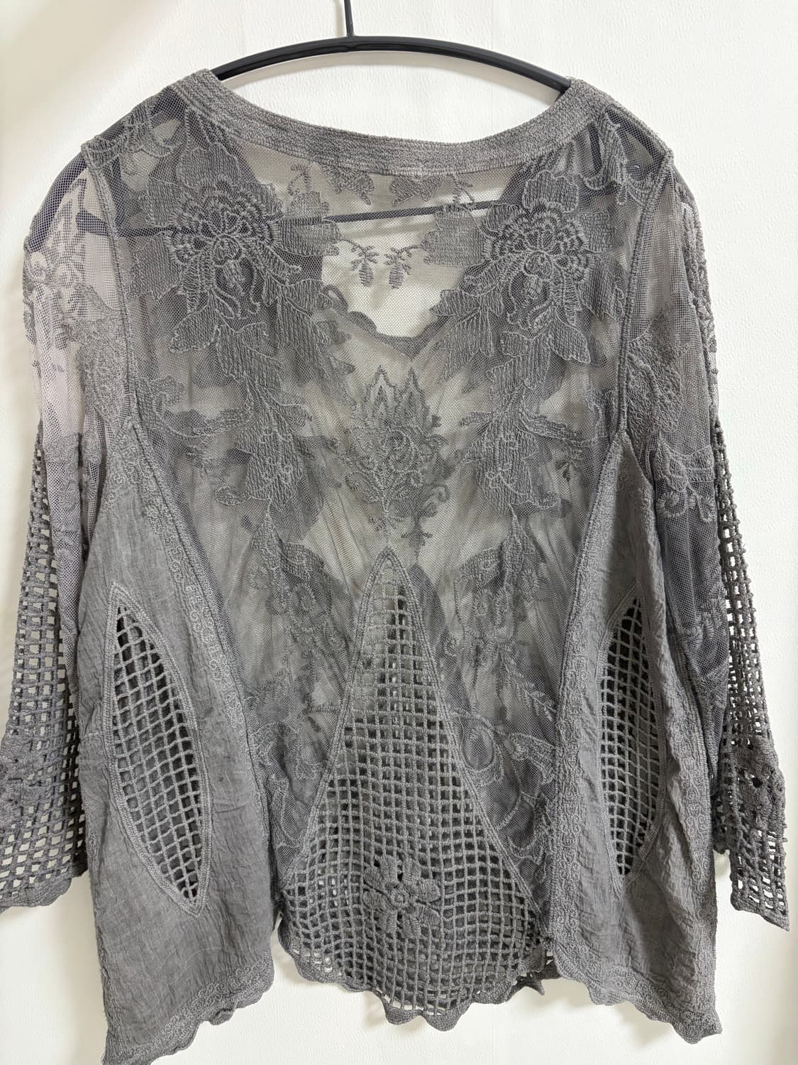 시스루 크로셰 메시 상의 상품이미지1