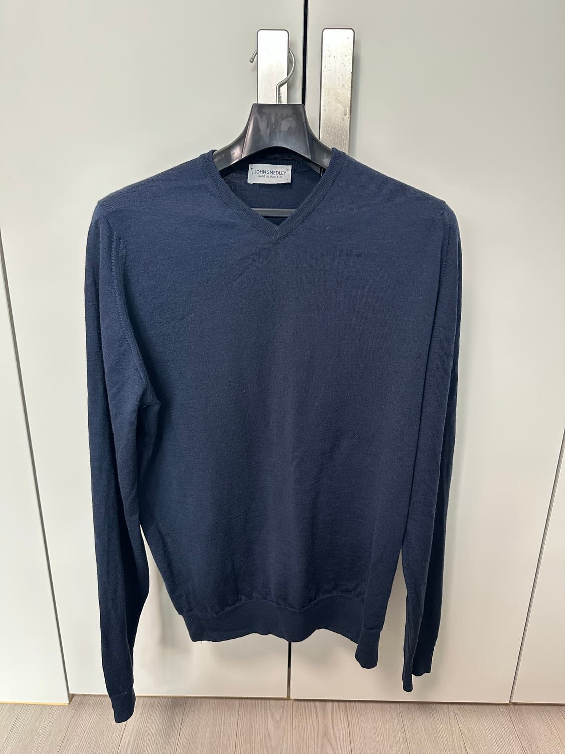 존스메들리 JOHN SMEDLEY GENOA V넥 L MIDNIGHT 상품이미지1