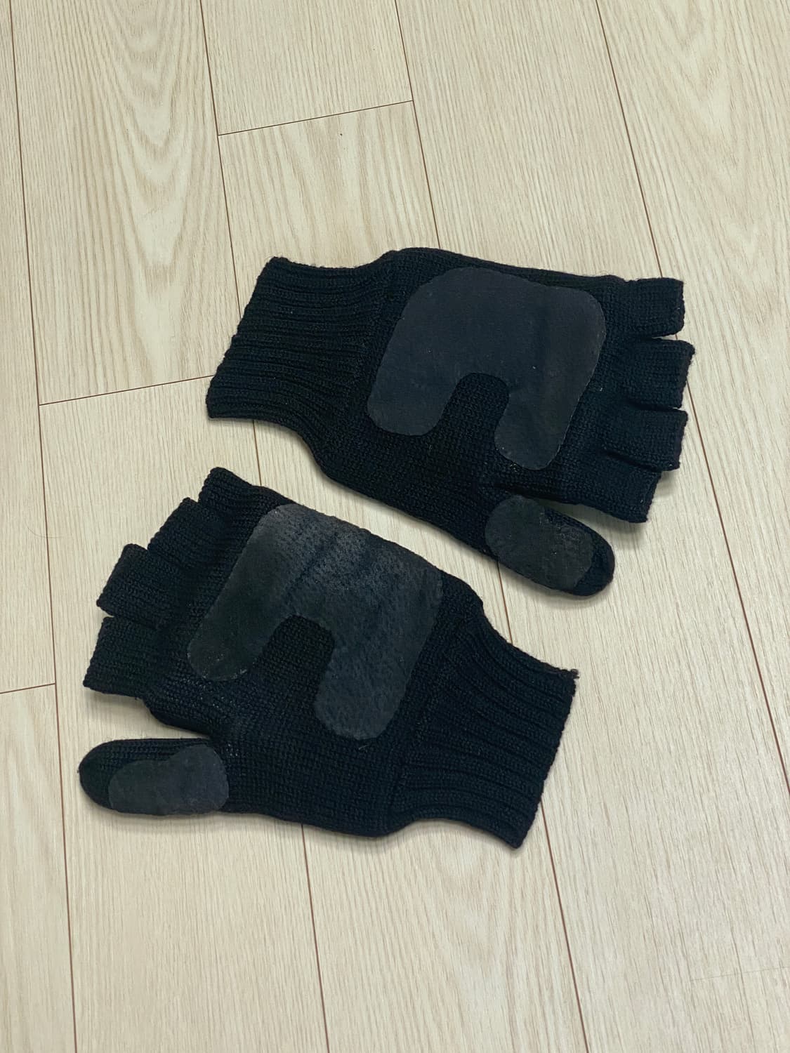 스톤아일랜드 장갑 상품이미지5