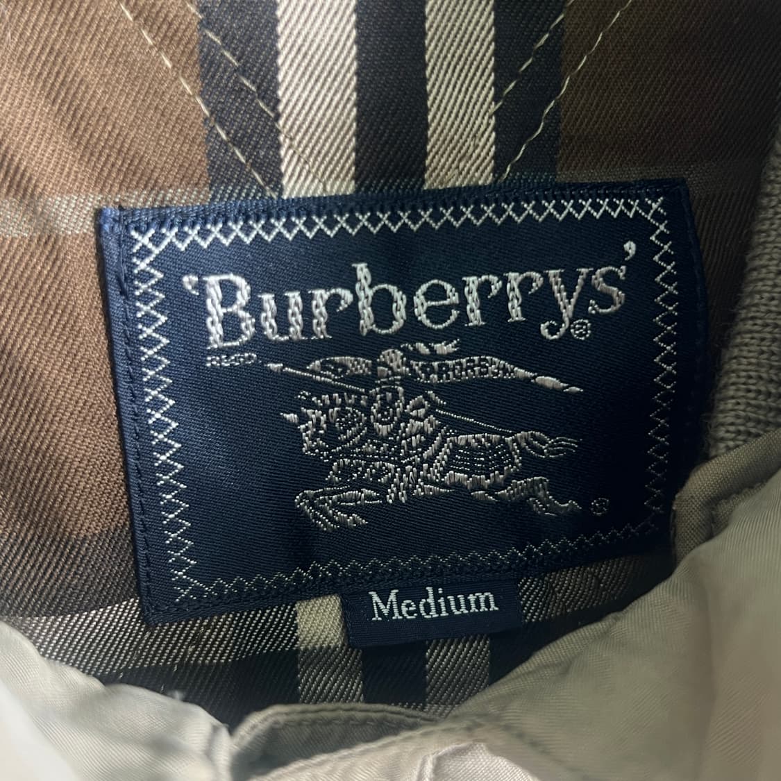 버버리 베이지 해링턴 블루종 자켓 M 상품이미지3