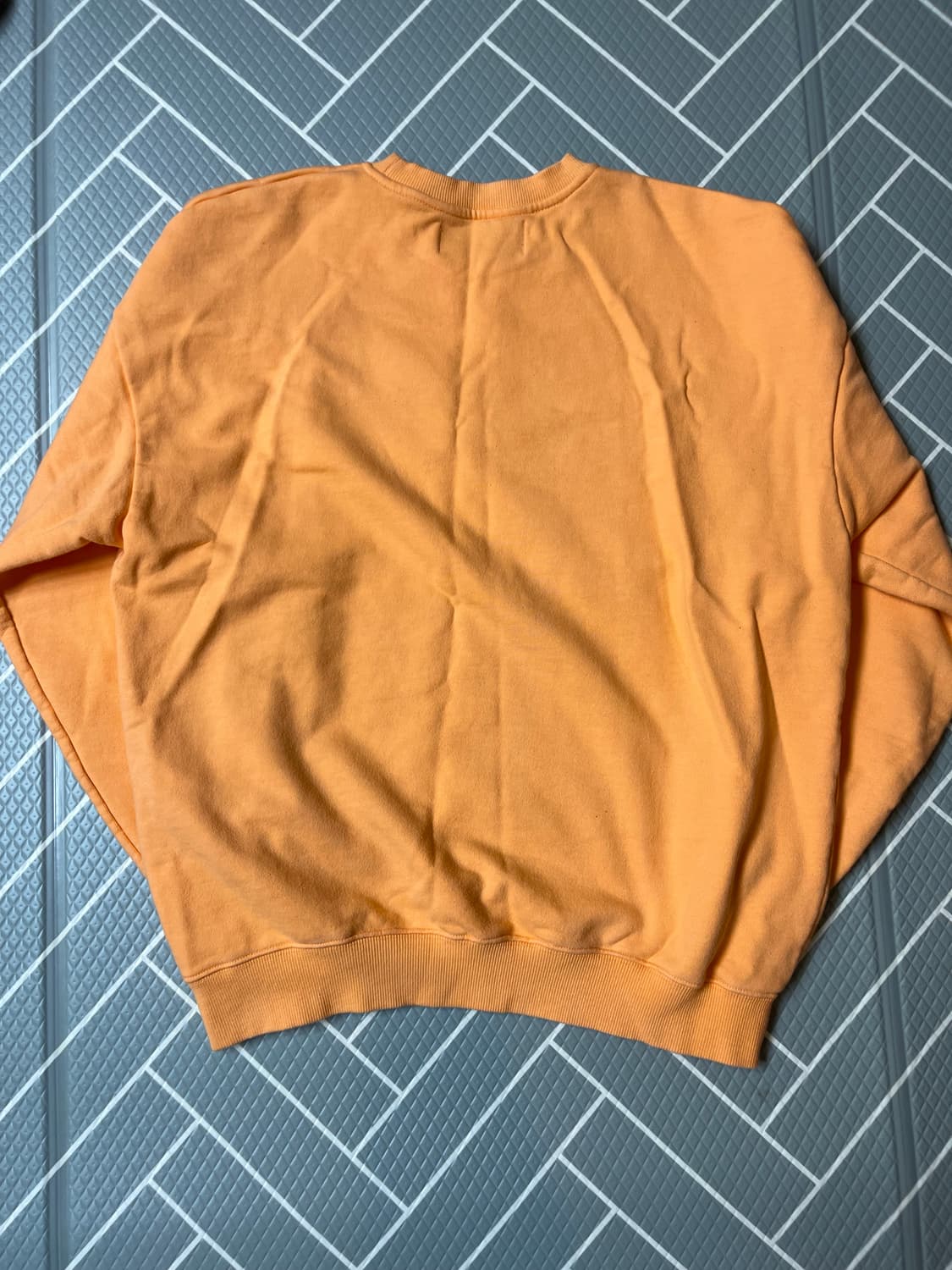 더센토르 맨투맨 상품이미지2