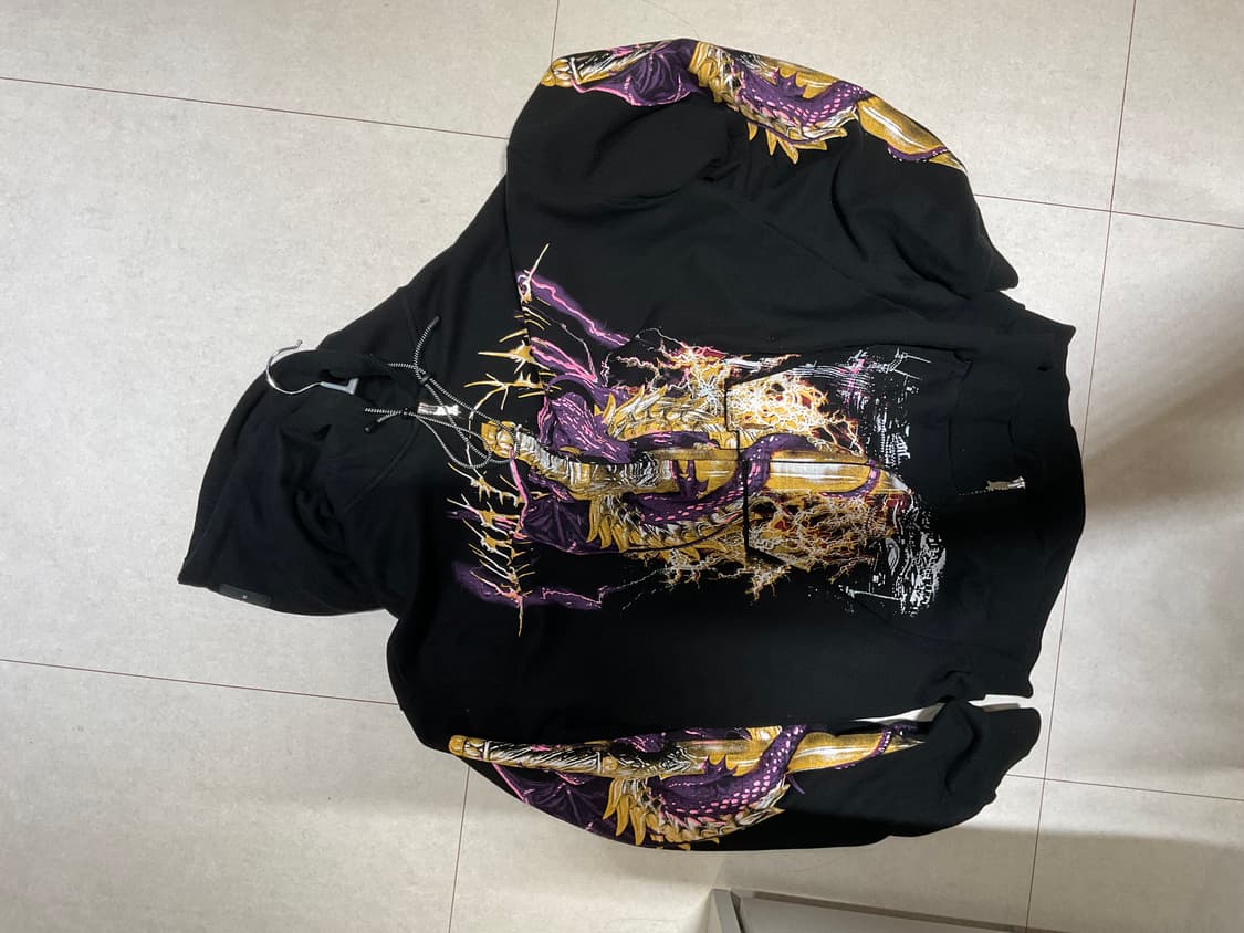 스쿳 어페럴 드래곤 후드집업 상품이미지1