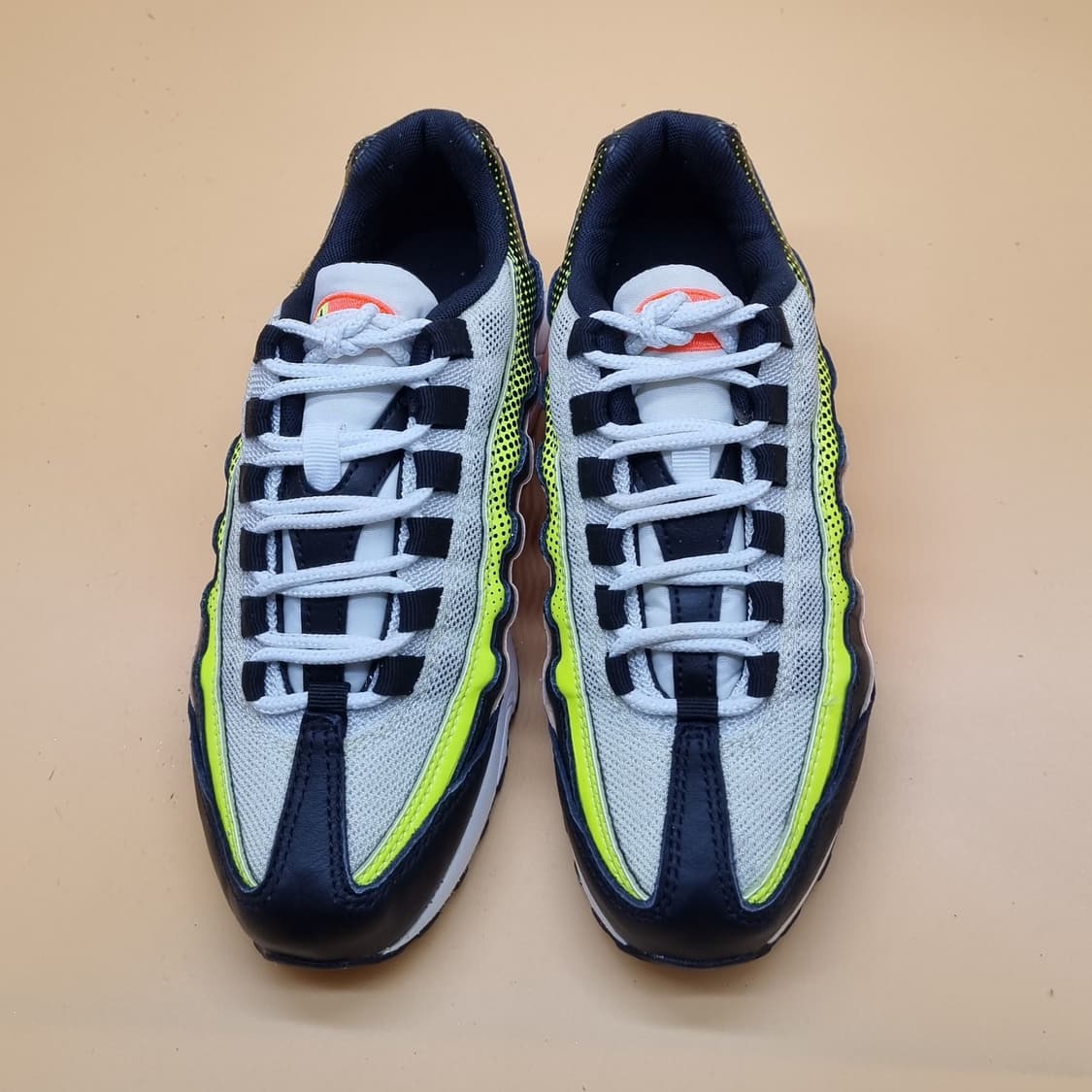 나이키 에어맥스95 레트로 퓨처 운동화230. 상품이미지2