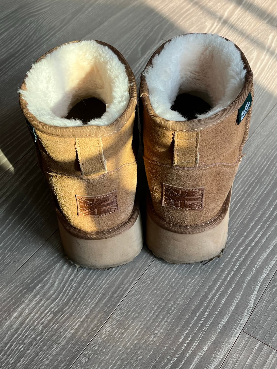 어그 플랫폼 부츠 체스터넛 통굽 상품이미지5