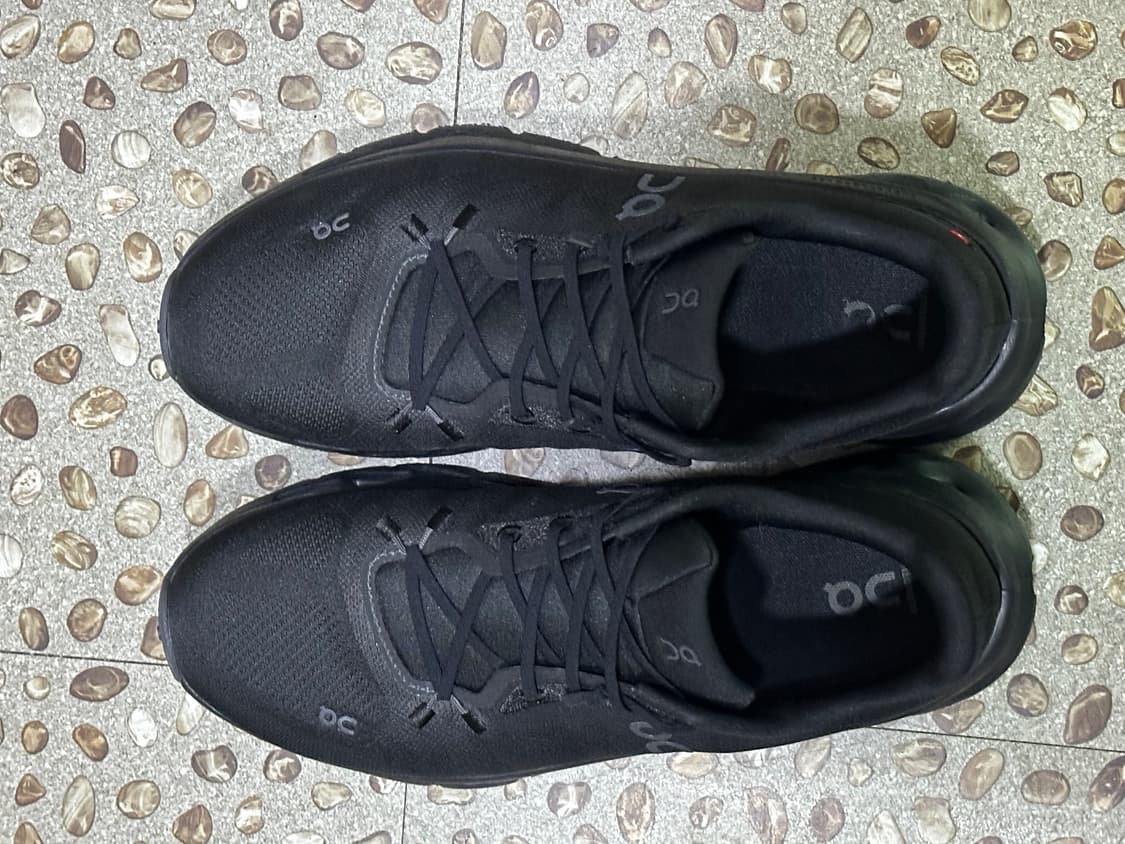 온러닝 클라우드 틸트 블랙 280 상품이미지2