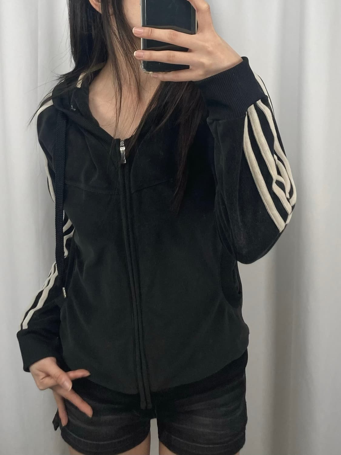 아디다스 블랙 벨벳 후드집업 상품이미지2