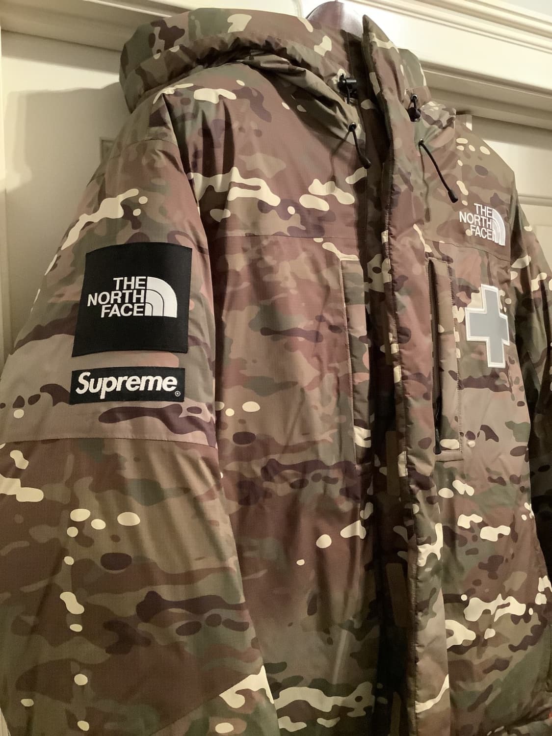슈프림 x 노스페이스 레스큐 마운틴 자켓 카모 상품이미지4