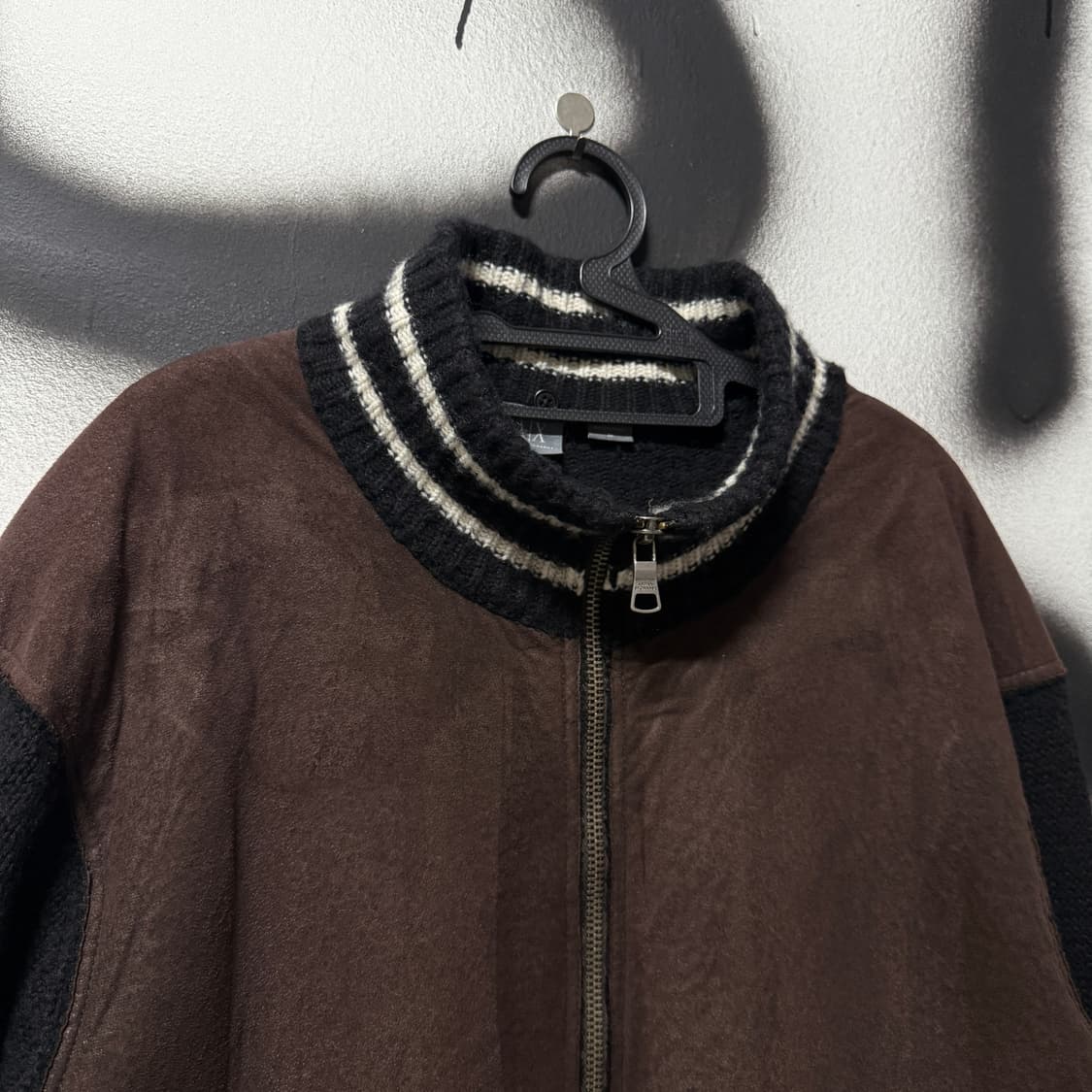 아르마니 익스체인지 스웨이드 배색 투웨이 집업 니트 자켓 상품이미지3