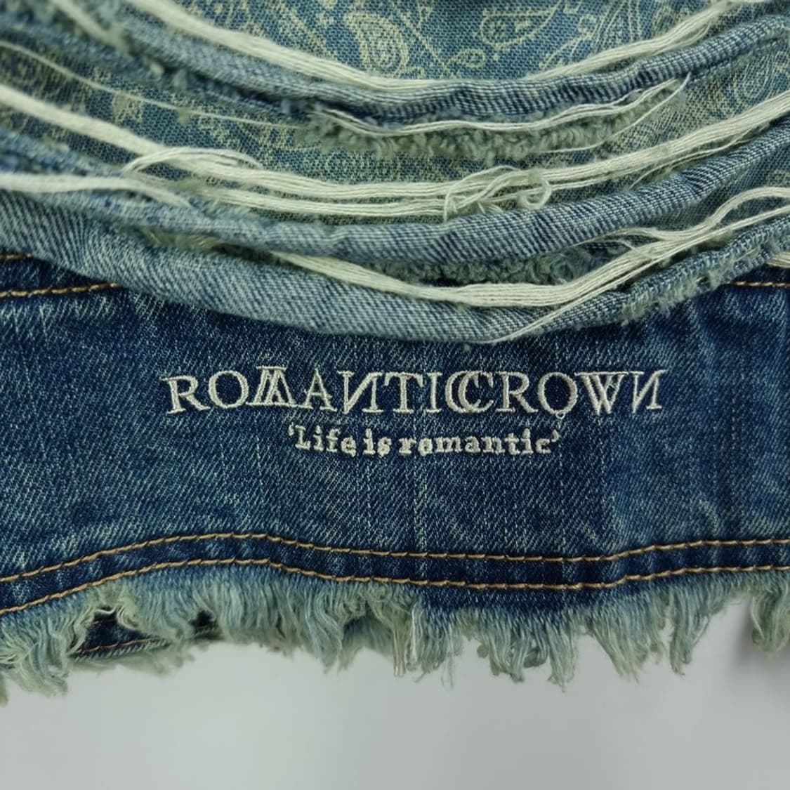 [로맨틱크라운] 데미지 디테일 페이즐리 도킹 데님 자켓 M18905 상품이미지7