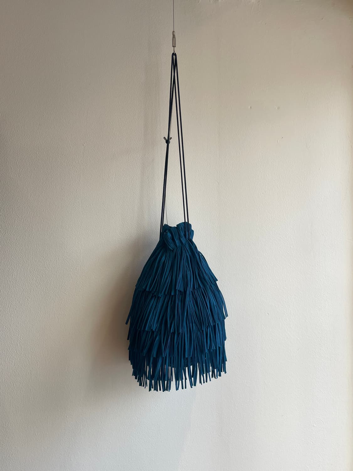 플리츠플리즈 프린지 백 상품이미지3