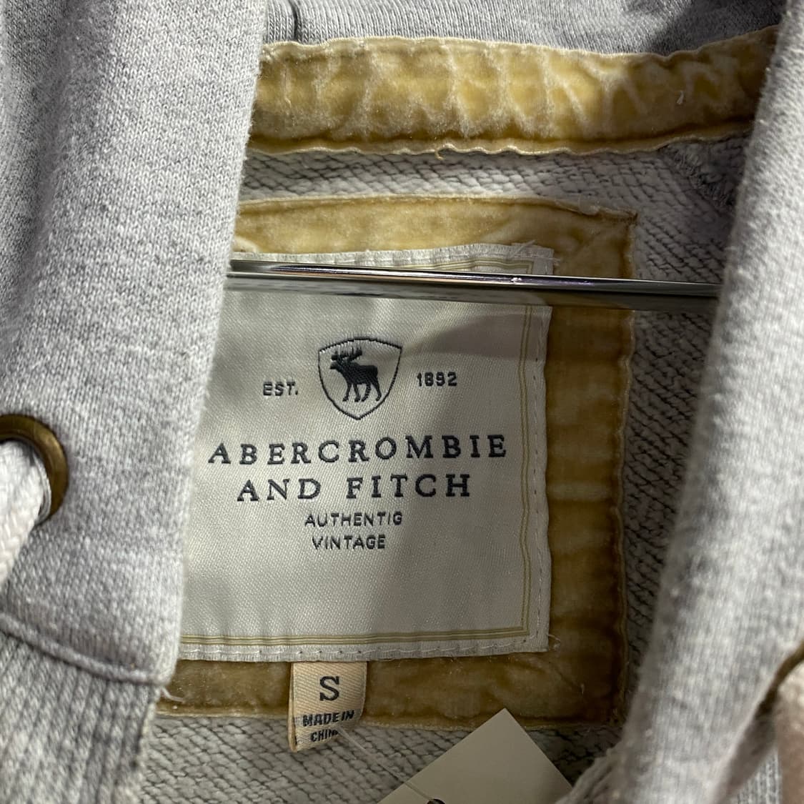 아베크롬비 앤 피치 빅로고 그레이 후드티 B4592 상품이미지3