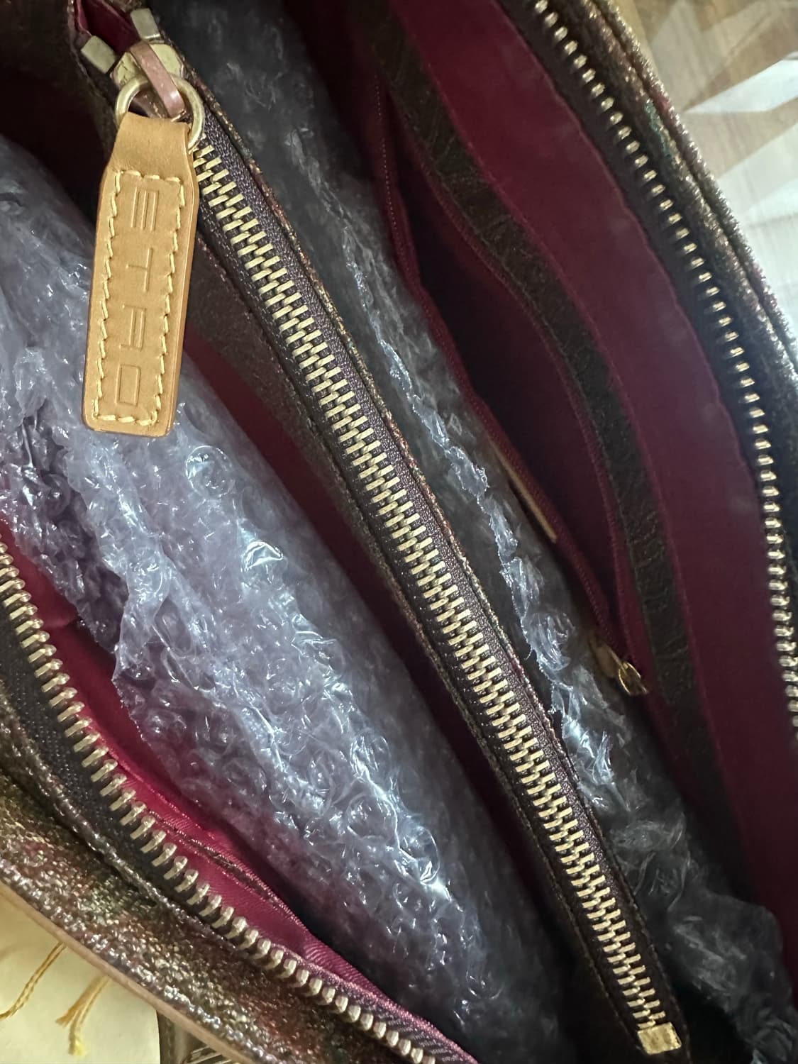 에트로 숄더백 가방 (실사용x거의 새제품) 상품이미지4