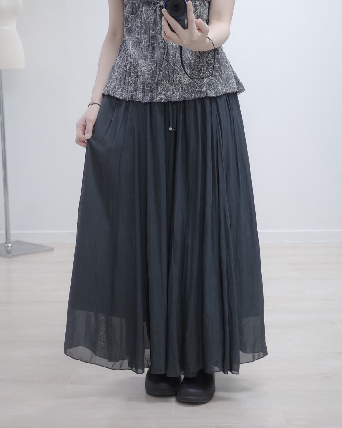 Global Work grey flared long skirt 상품이미지4