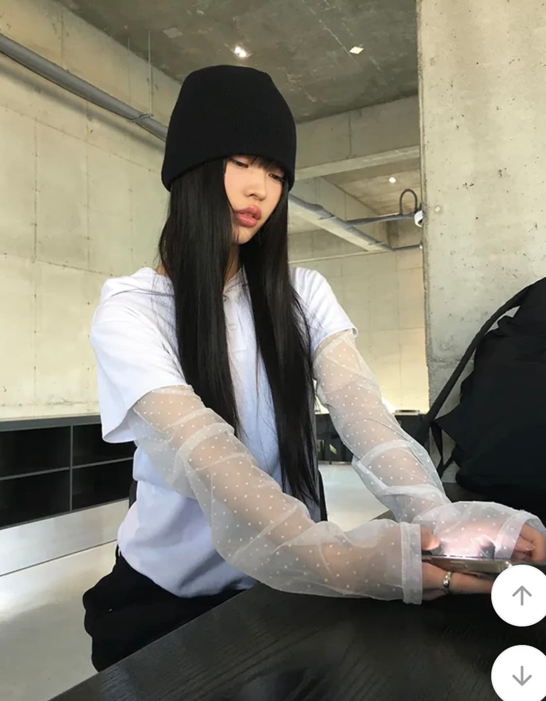 라밍 도트 시스루 후드 티셔츠 상품이미지1