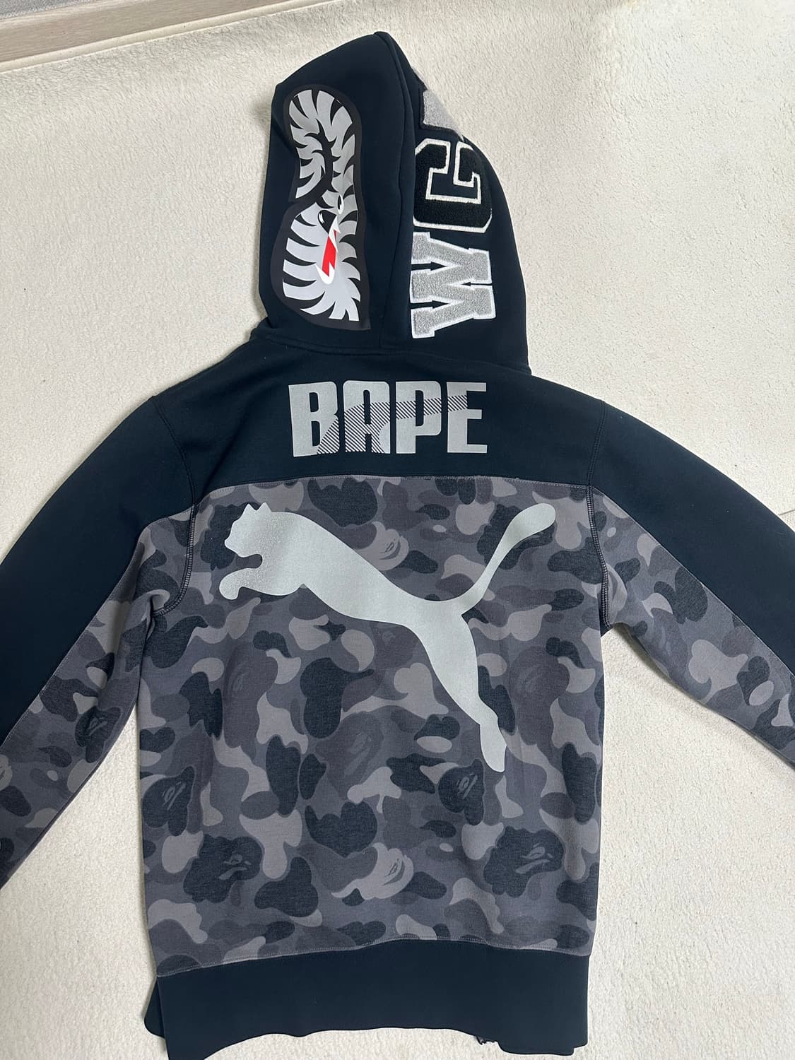 베이프 퓨마 샤크 후드집업 흑계 S 상품이미지2