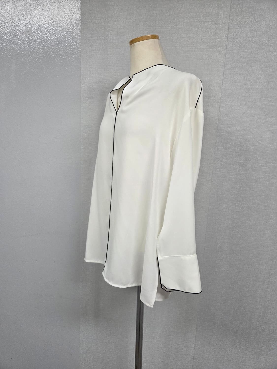 듀엘 여성블라우스 상품이미지2