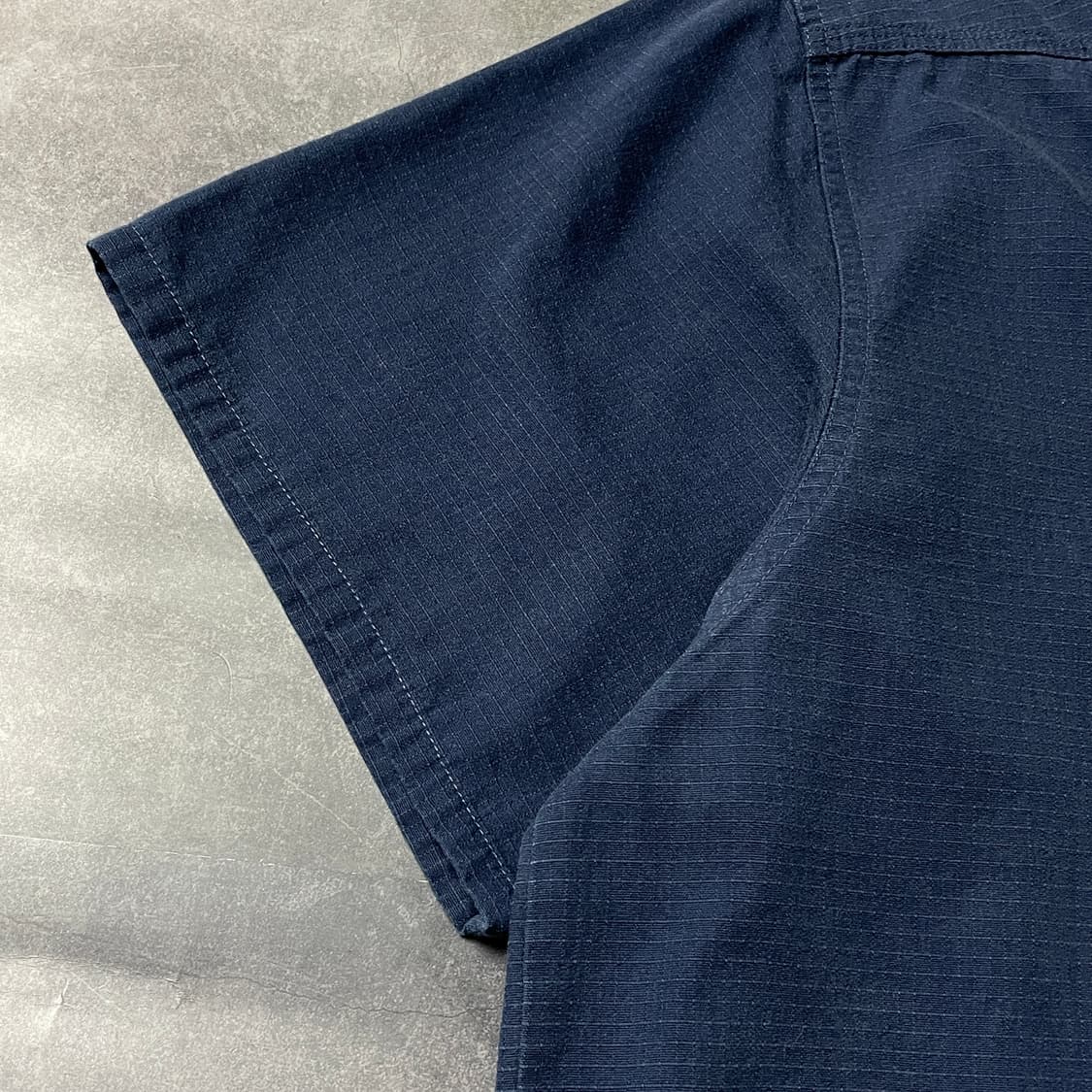 CARHARTT 칼하트 네이비 리프스탑 브이넥 워크반팔티셔츠 A01059 상품이미지5