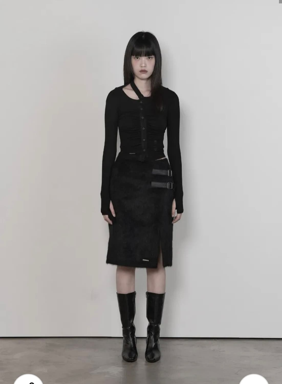 에트오소메 컷 아웃 립 가디건 (블랙) 상품이미지2