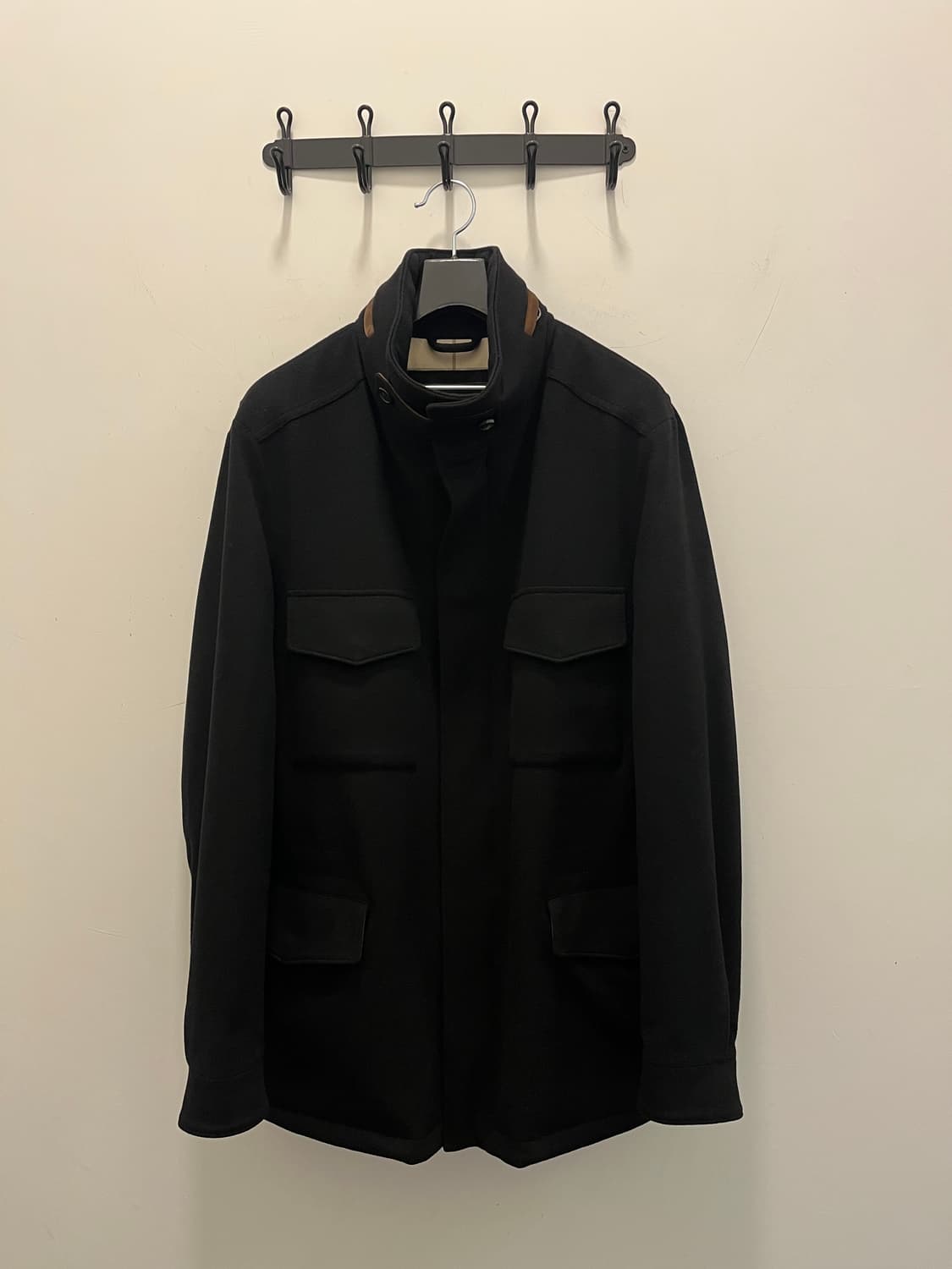 24FW 로로피아나 트레블러 캐시미어 블랙 48사이즈 상품이미지1