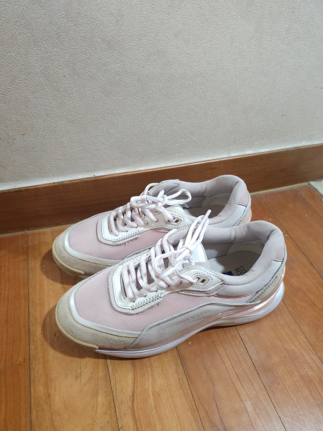 슈콤마보니 핑크 키높이 스니커즈 상품이미지1