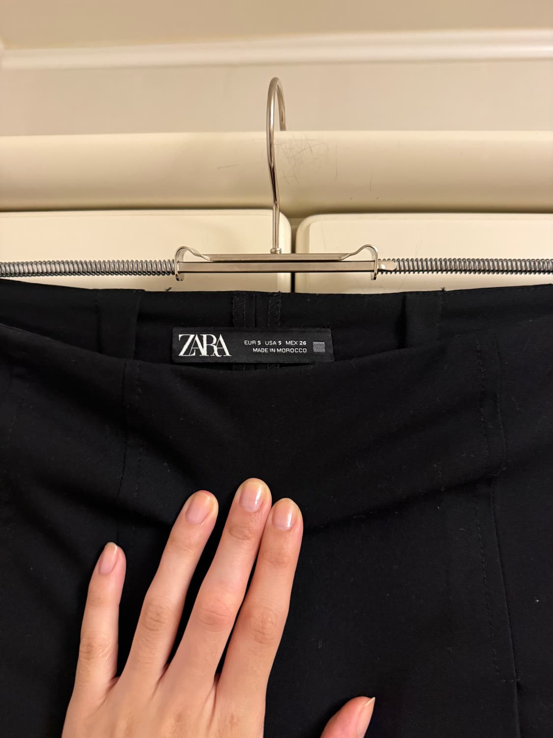 ZARA 블랙 플리츠 미니 스커트 S 상품이미지3