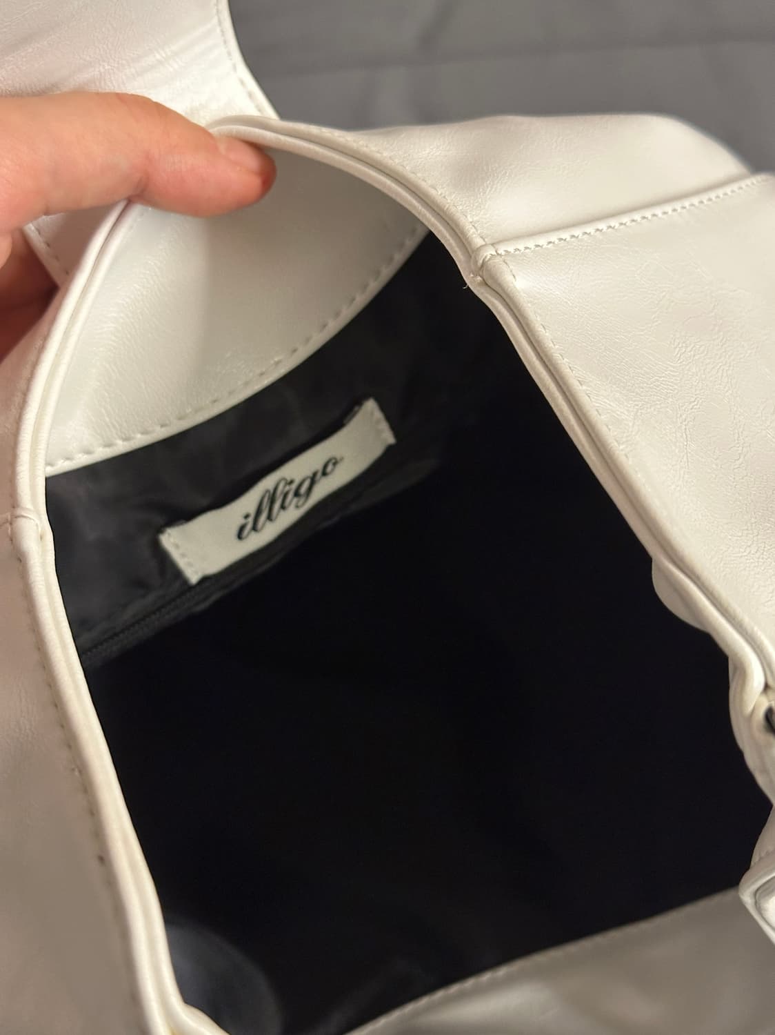 일리고 라인 호보백 화이트 상품이미지7