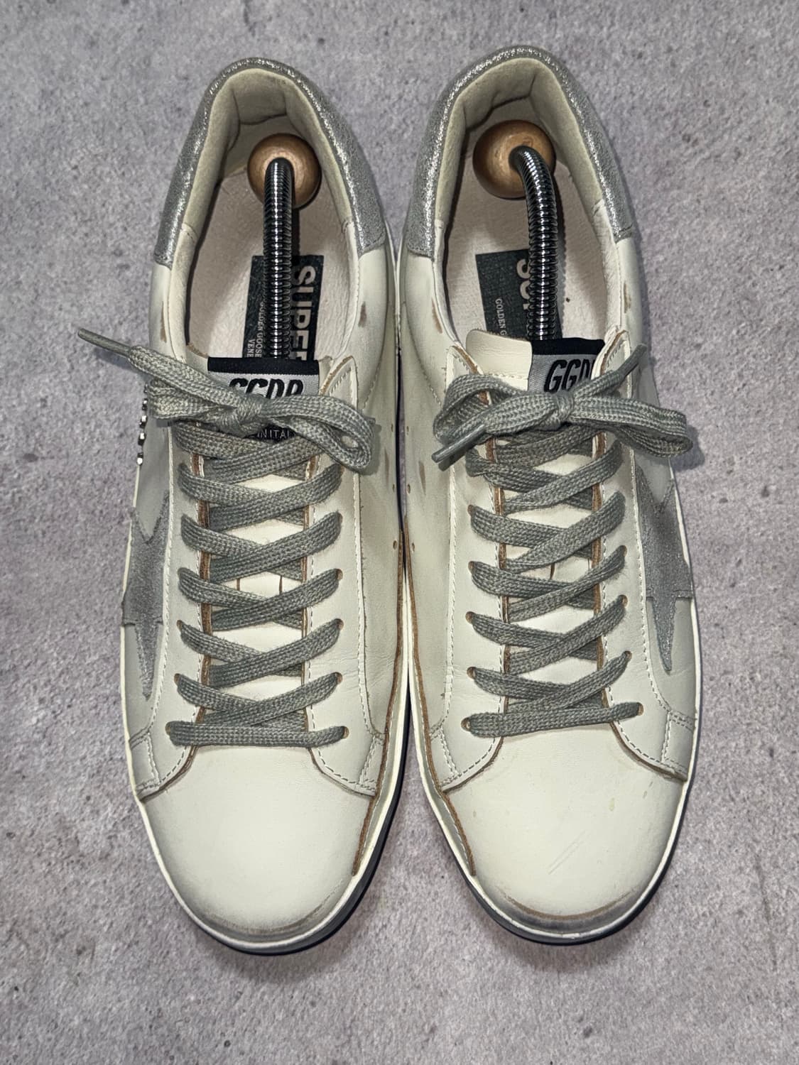 골든구스 슈퍼스타 실버 글리터 (42 / 270-275) 상품이미지3