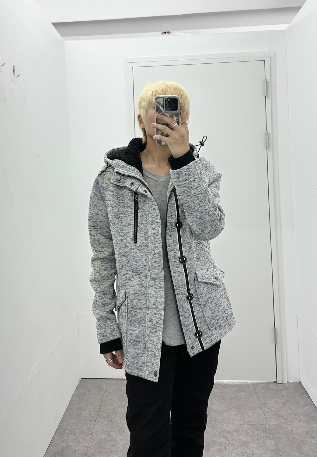 Thruxton gray fur buttoned detail jacket 상품이미지9