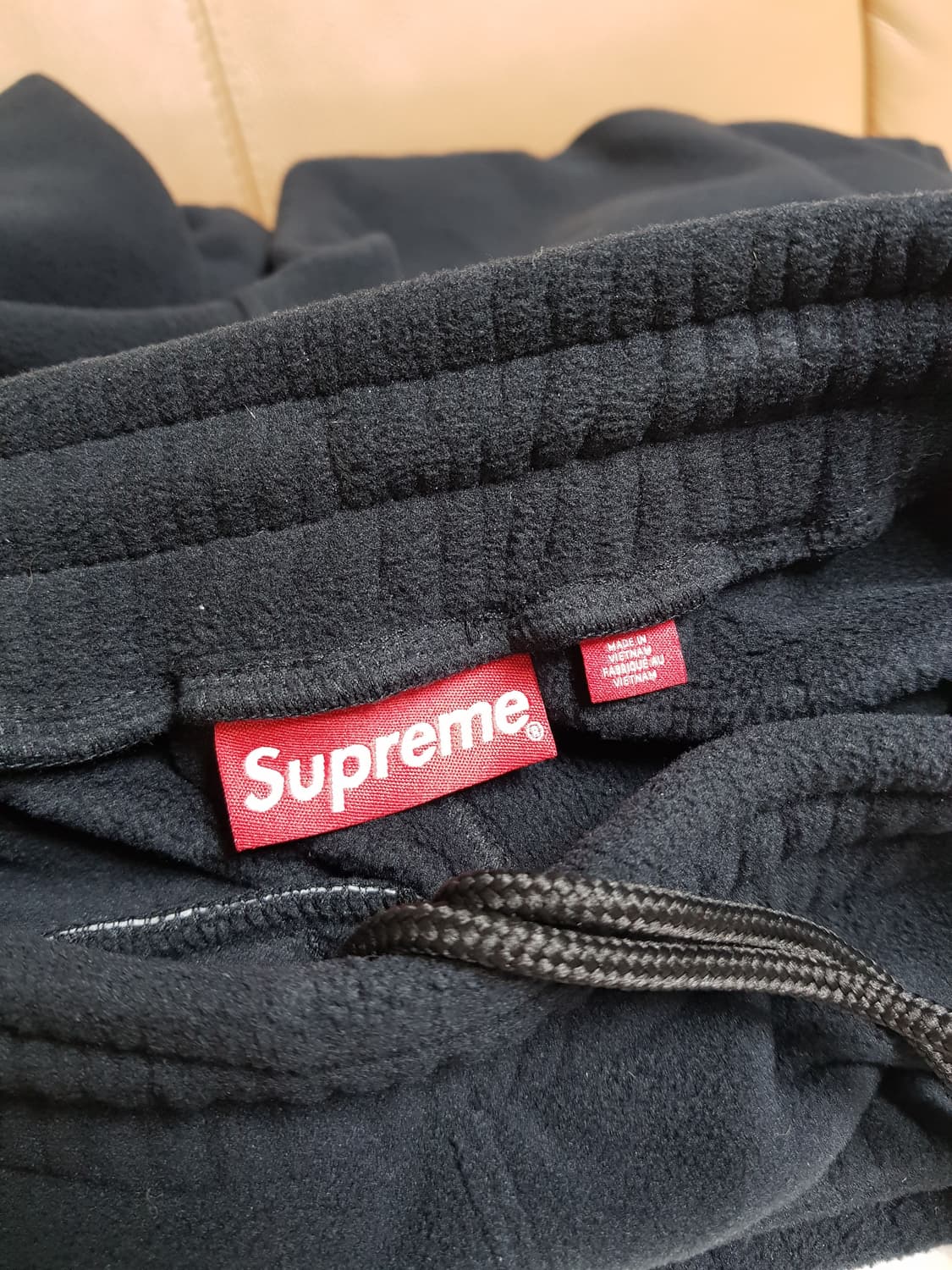 슈프림 폴라텍 팬츠 블랙 23FW 상품이미지6