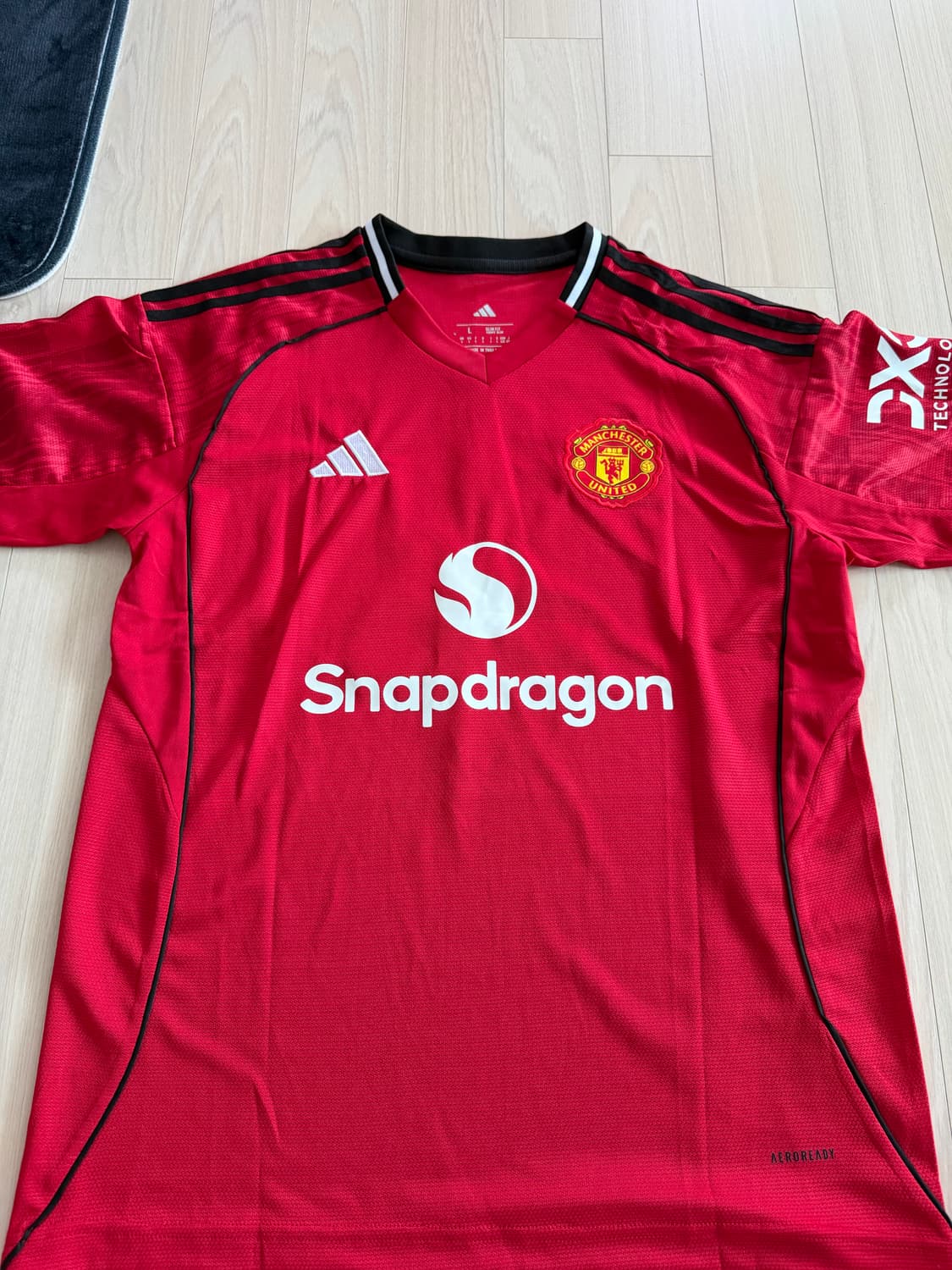 맨유 브루노 페르난데스 유니폼 최상급 레플리카 사이즈 L 상품이미지1