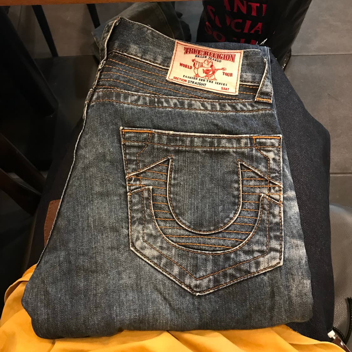 트루릴리전 스트레이트핏 데님 31 상품이미지3