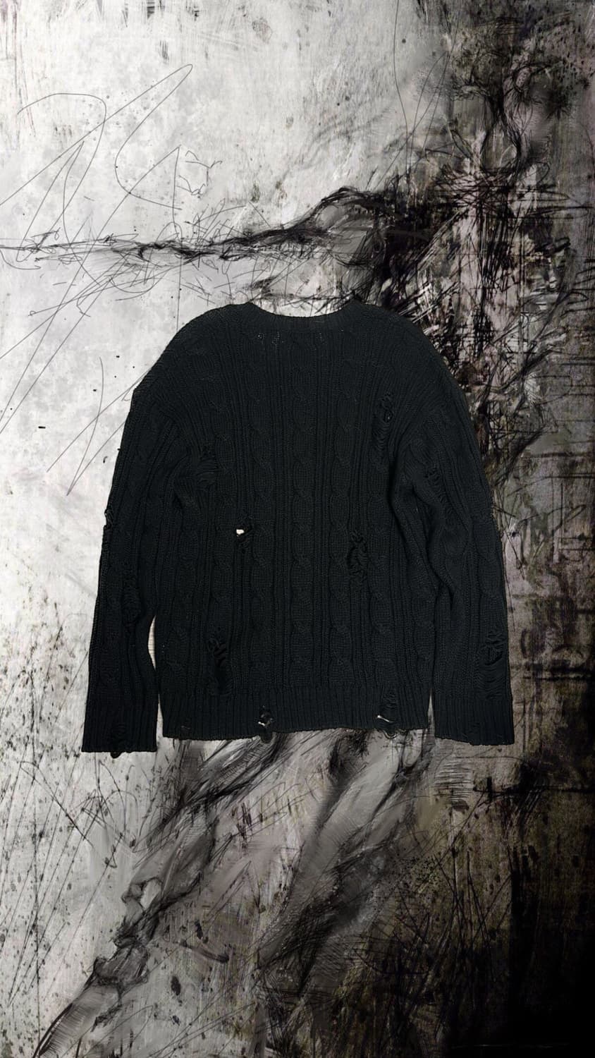 Destroyed v-neck twisted knit 상품이미지2