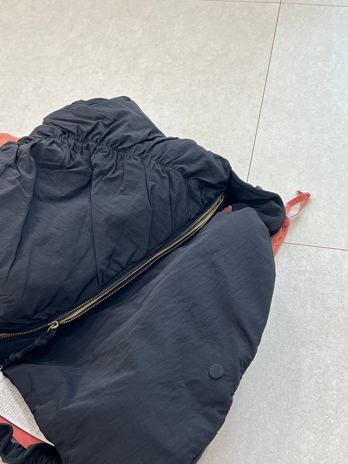 새상품) 아카이브앱크 패딩백 구름백  타이메일백 숄더&크로스 상품이미지9