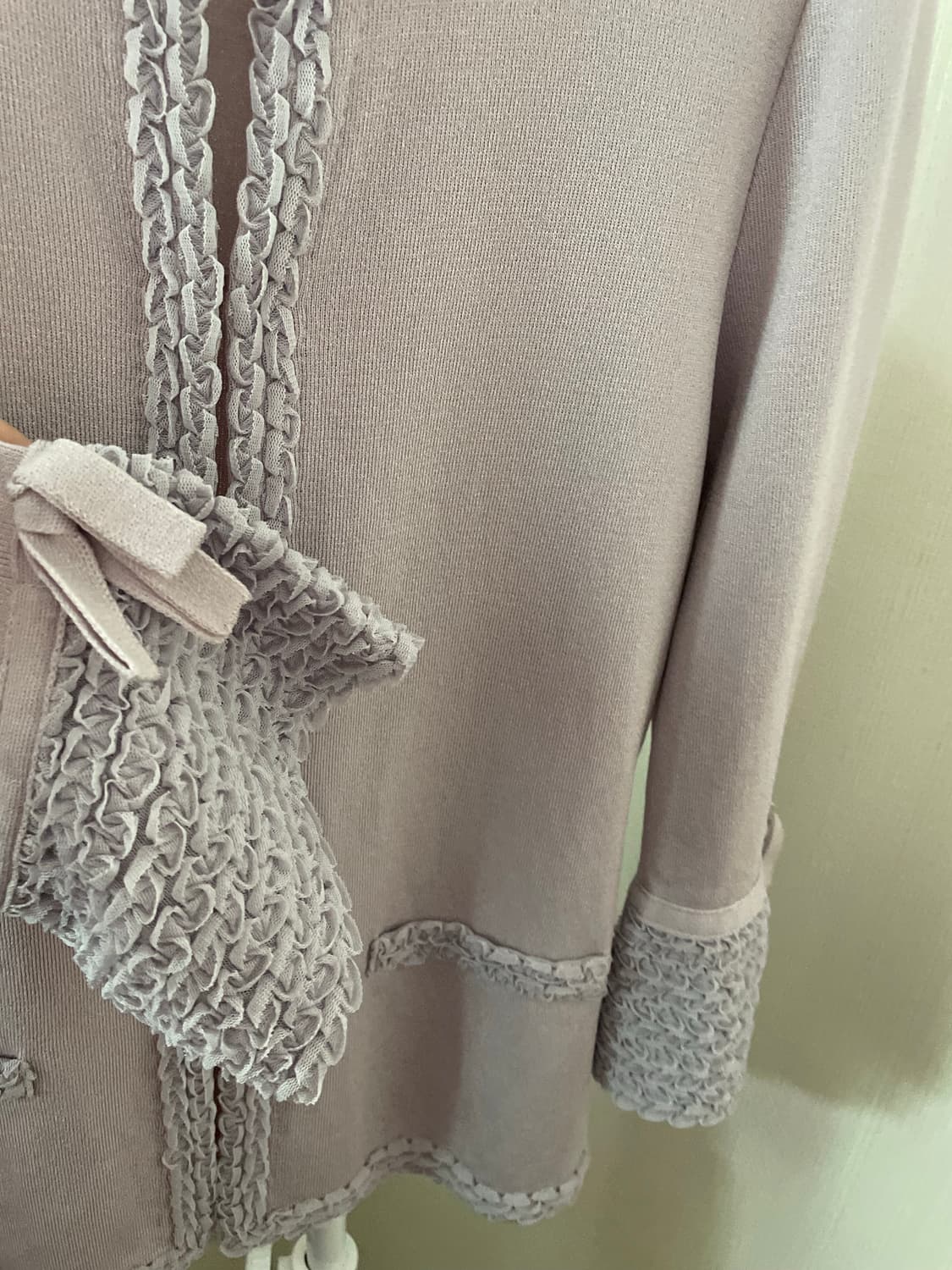 프릴 트리밍 페미닌 니트 가디건 상품이미지3