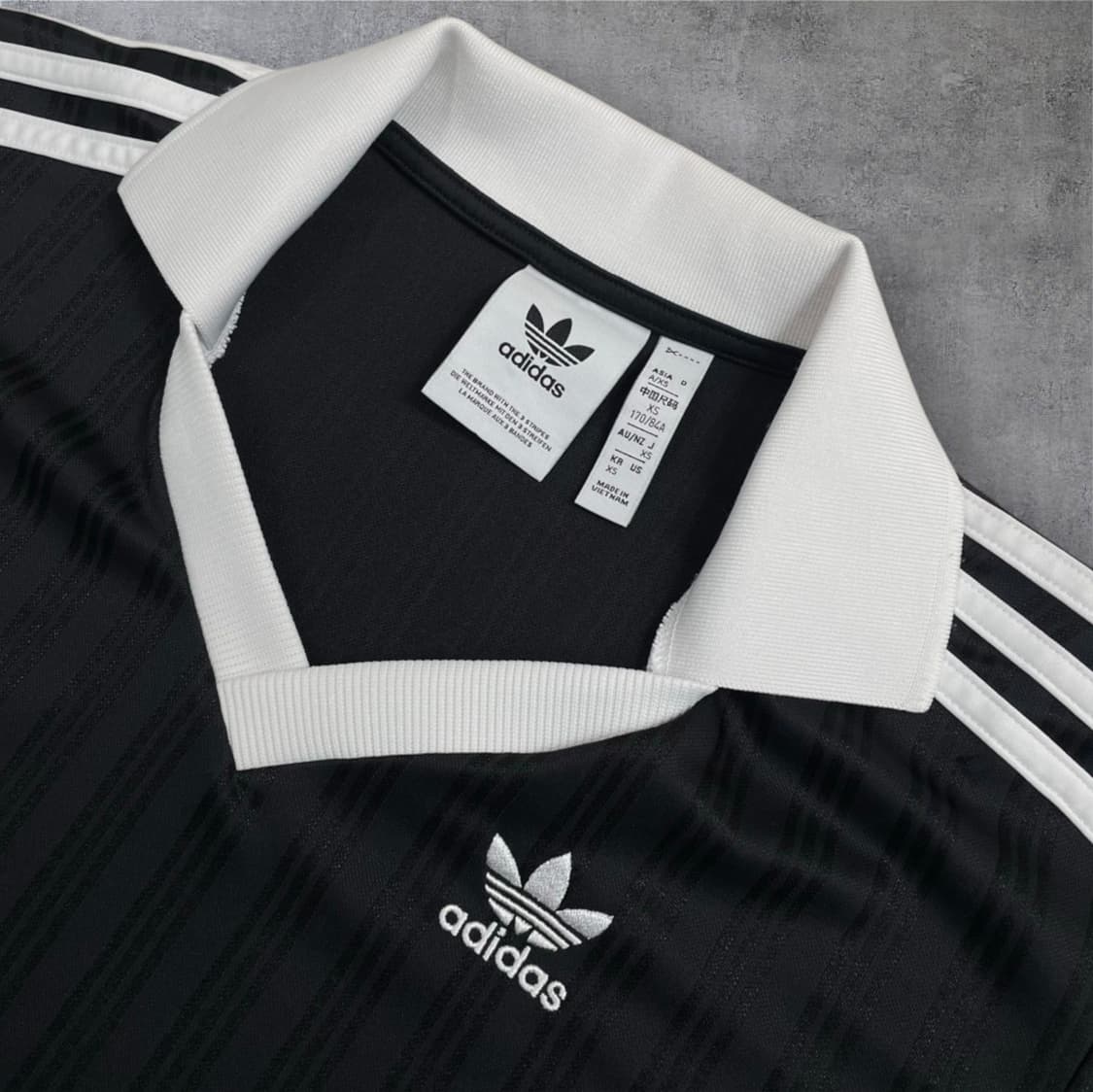 아디다스 adidas 블랙 아디컬러 피케 풋볼 긴팔 티셔츠 XS(85) 상품이미지2