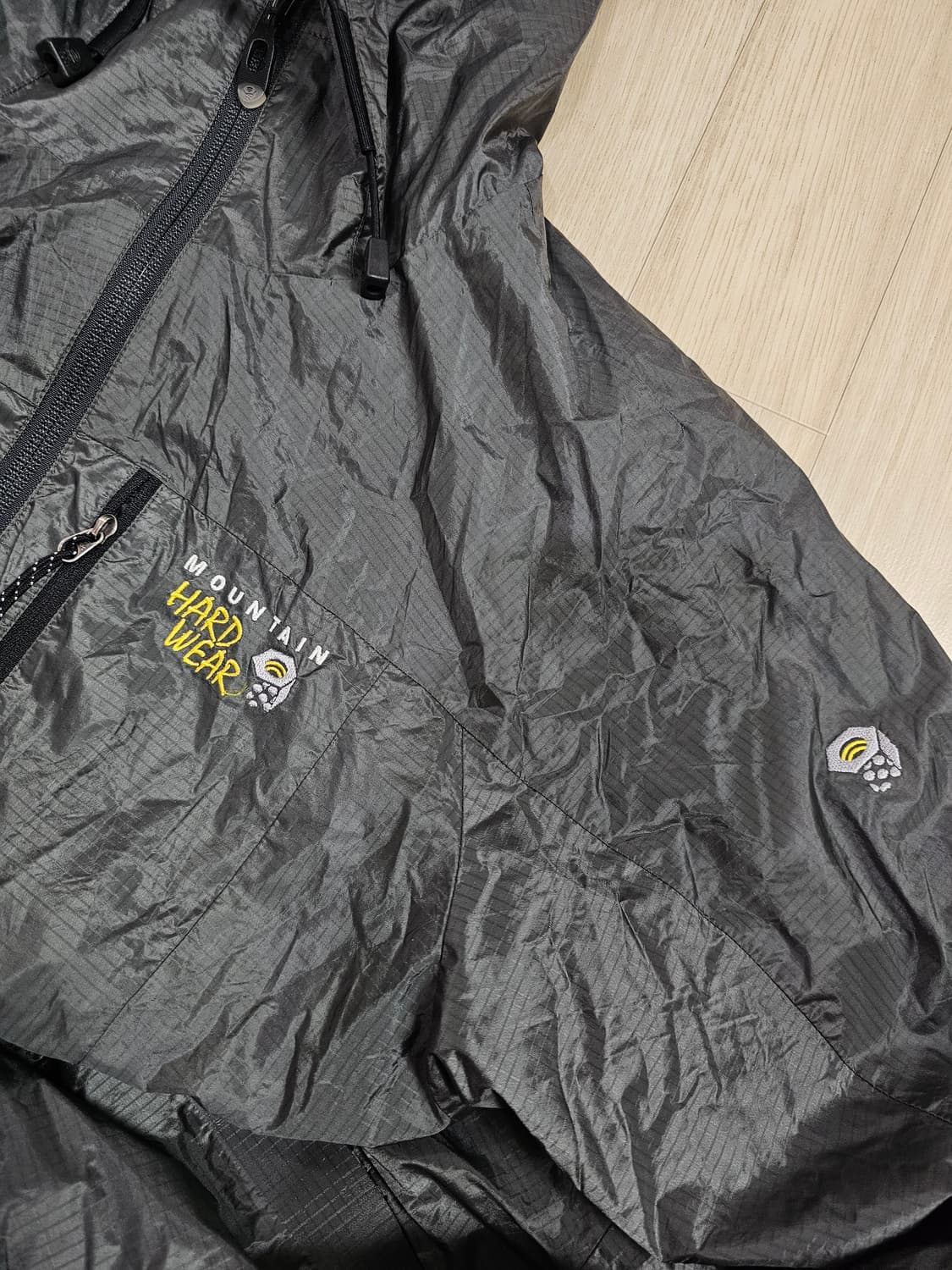 [95] 마운틴하드웨어 차콜 에어쉴드 테크니컬 바람막이 자켓 상품이미지5