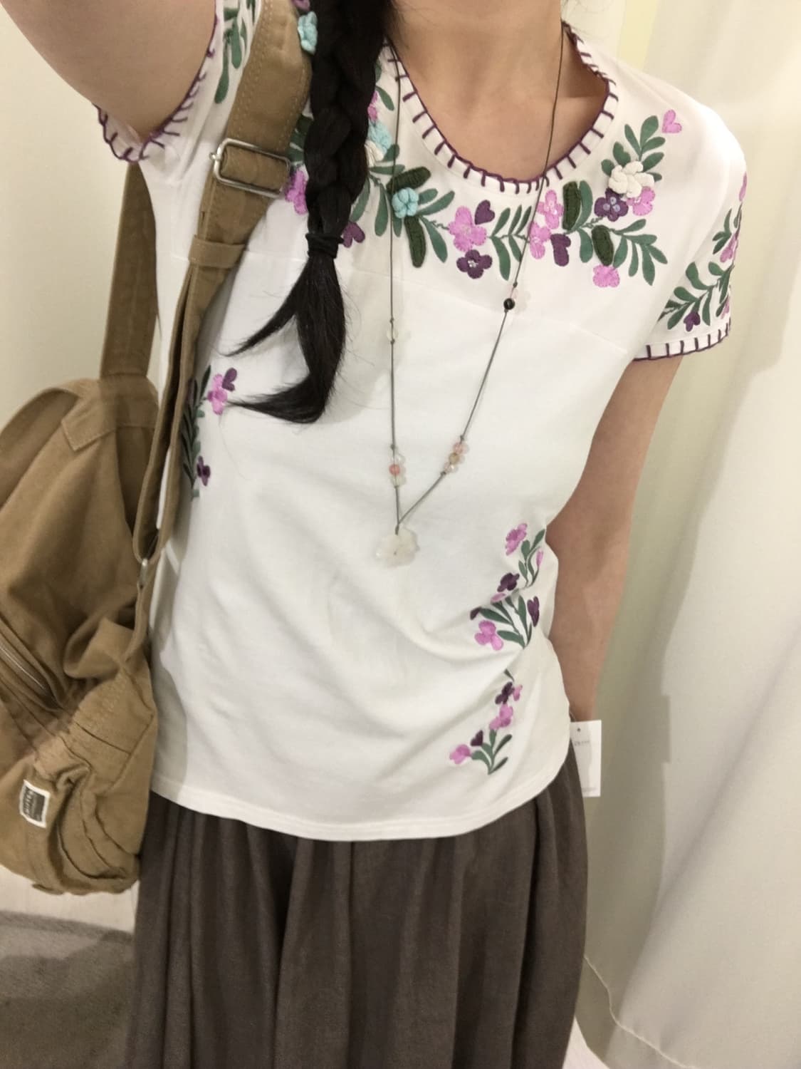 Soft Hana Embroidery T-shirt 상품이미지2