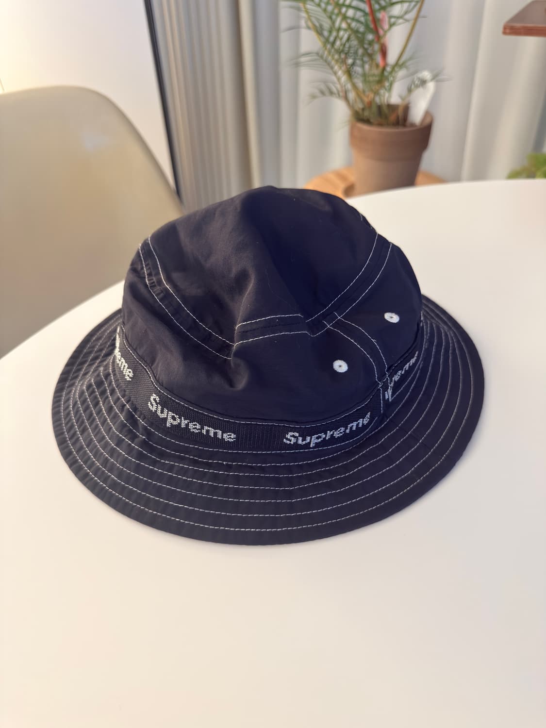 슈프림 버킷햇 모자 판매 합니다 상품이미지3