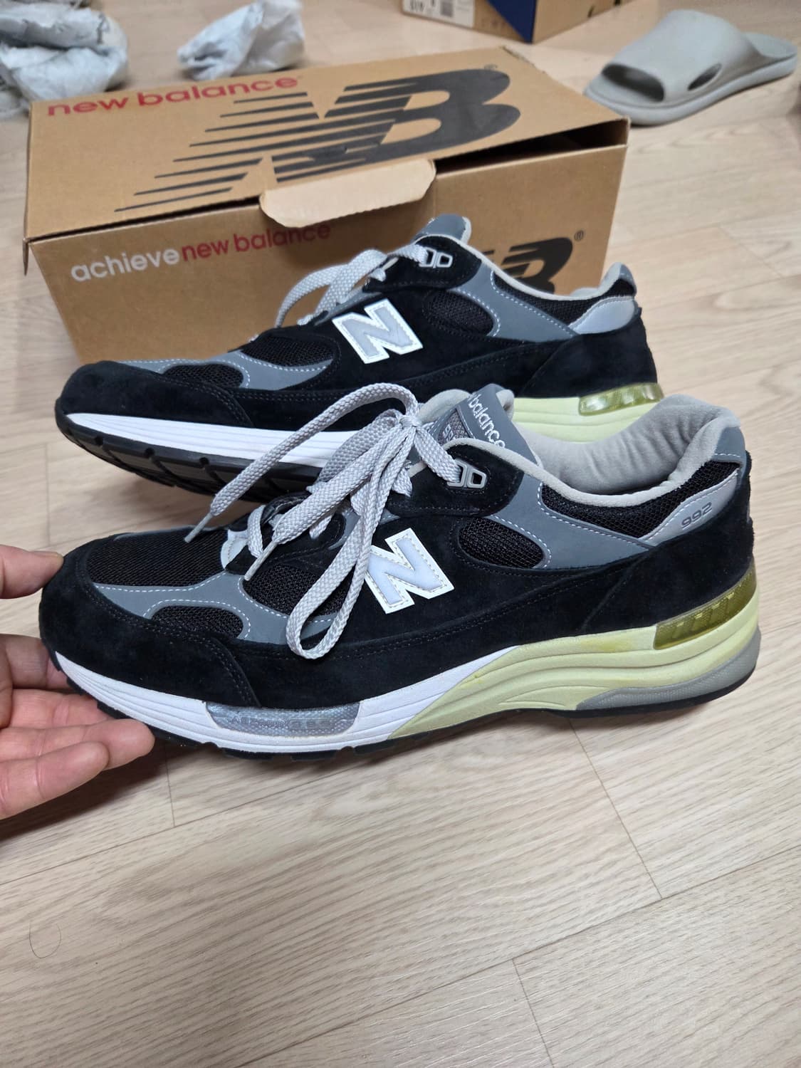 (초판)(1회 착용)뉴발란스 992 초판버전 우먼스12  상품이미지1