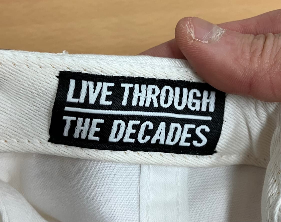 live through the decades 화이트 캡 모자 상품이미지4