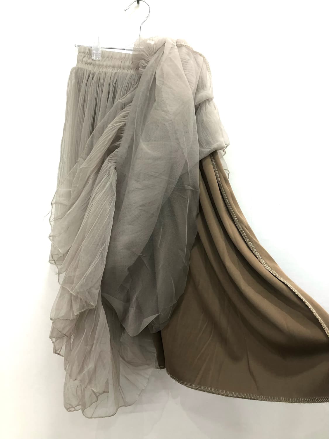 khaki beige tiered ruffle long skirt 상품이미지3