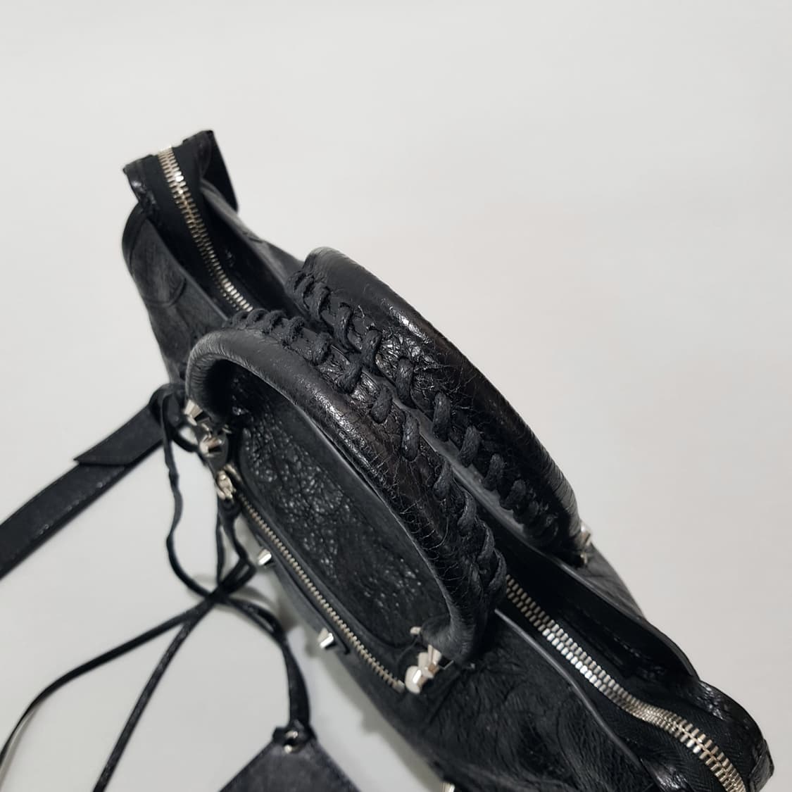 새상품 발렌시아가 클래식 모터백 스몰 상품이미지5