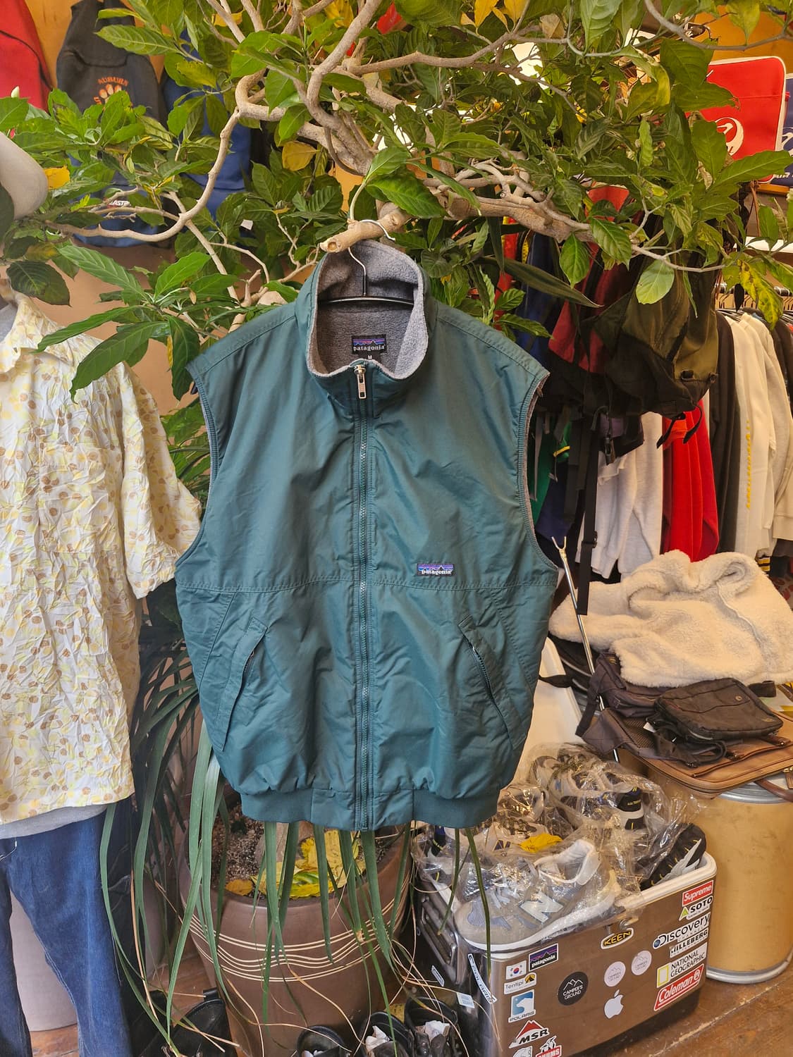 Z-282 파타고니아 쉘드 신칠라 봄버 웜업 베스트 조끼 상품이미지1