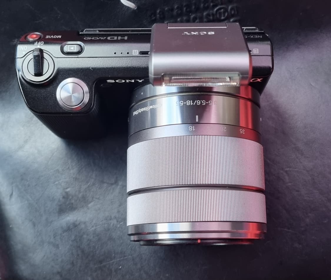 소니 미러리스 카메라 nex-5 와 줌렌즈 팝니다. 상품이미지3